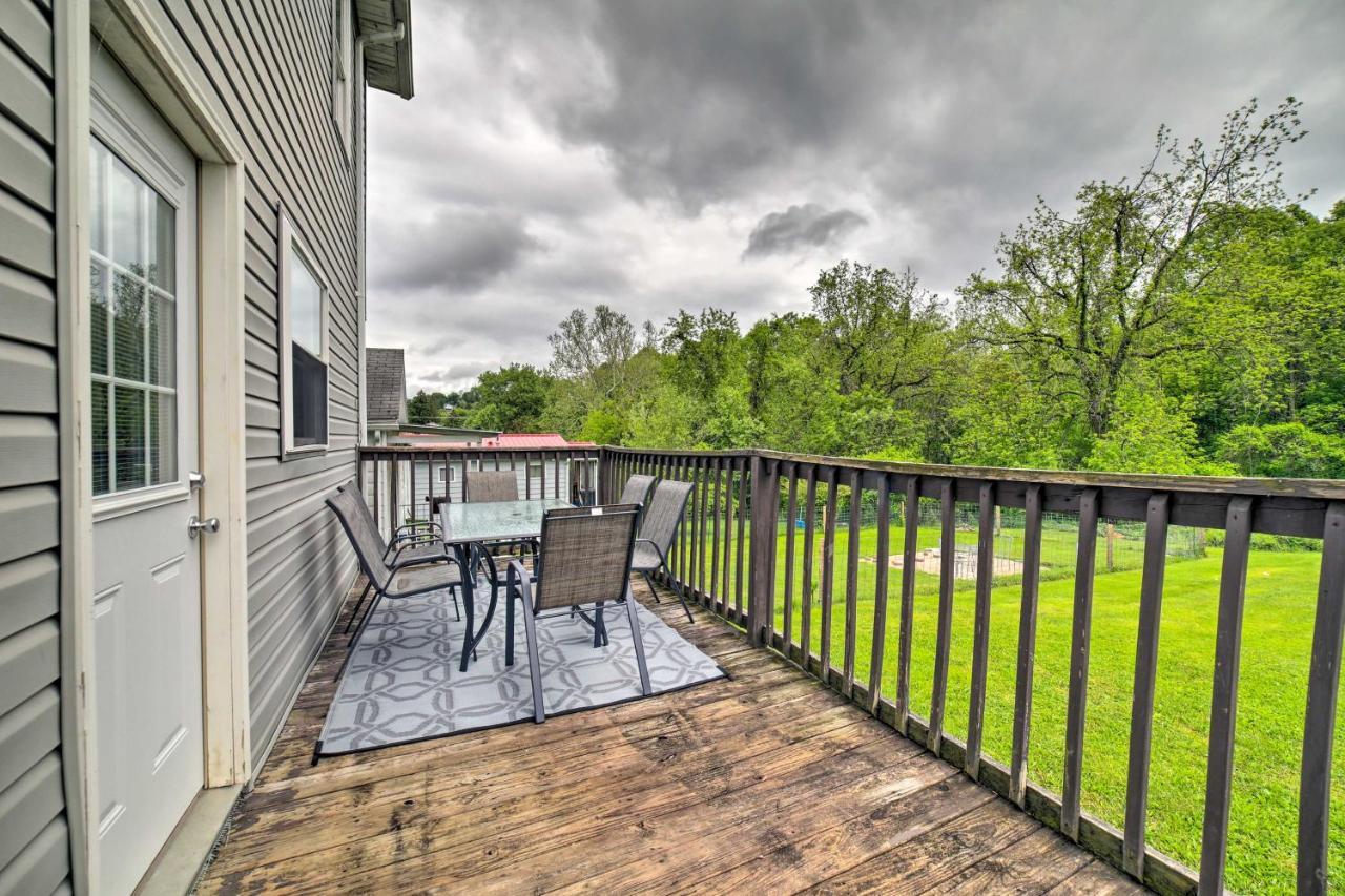 Morgantown Home With Deck About 2 Mi To Wv University! Exteriör bild
